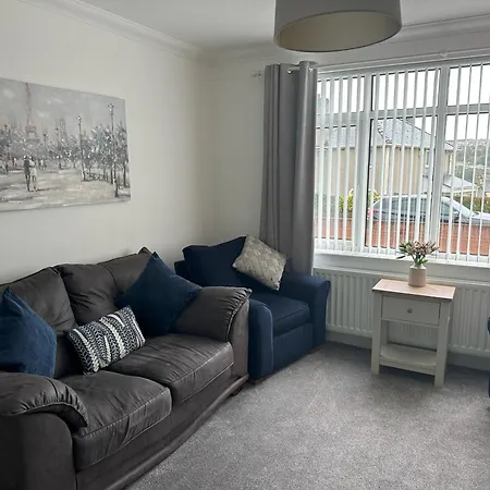 Park House - 4 Bedrooms - Sleeps 7 Whitehaven