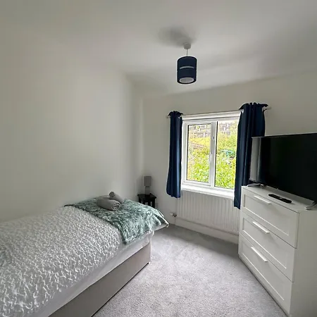 Lägenhet Park House - 4 Bedrooms - Sleeps 7 *