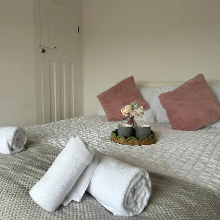 Διαμέρισμα Park House - 4 Bedrooms - Sleeps 7 *