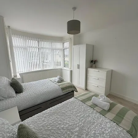 Lägenhet Park House - 4 Bedrooms - Sleeps 7 Whitehaven